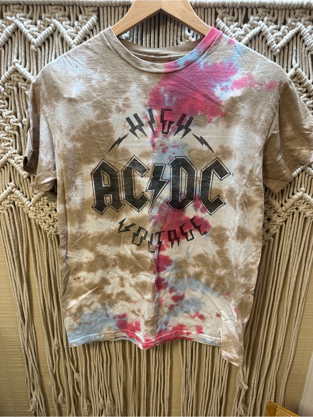 AC/DC Short Sleeve Tie-Dye Tee in Brown, Pink & Blue!🤘🏼✨🤘🏼✨